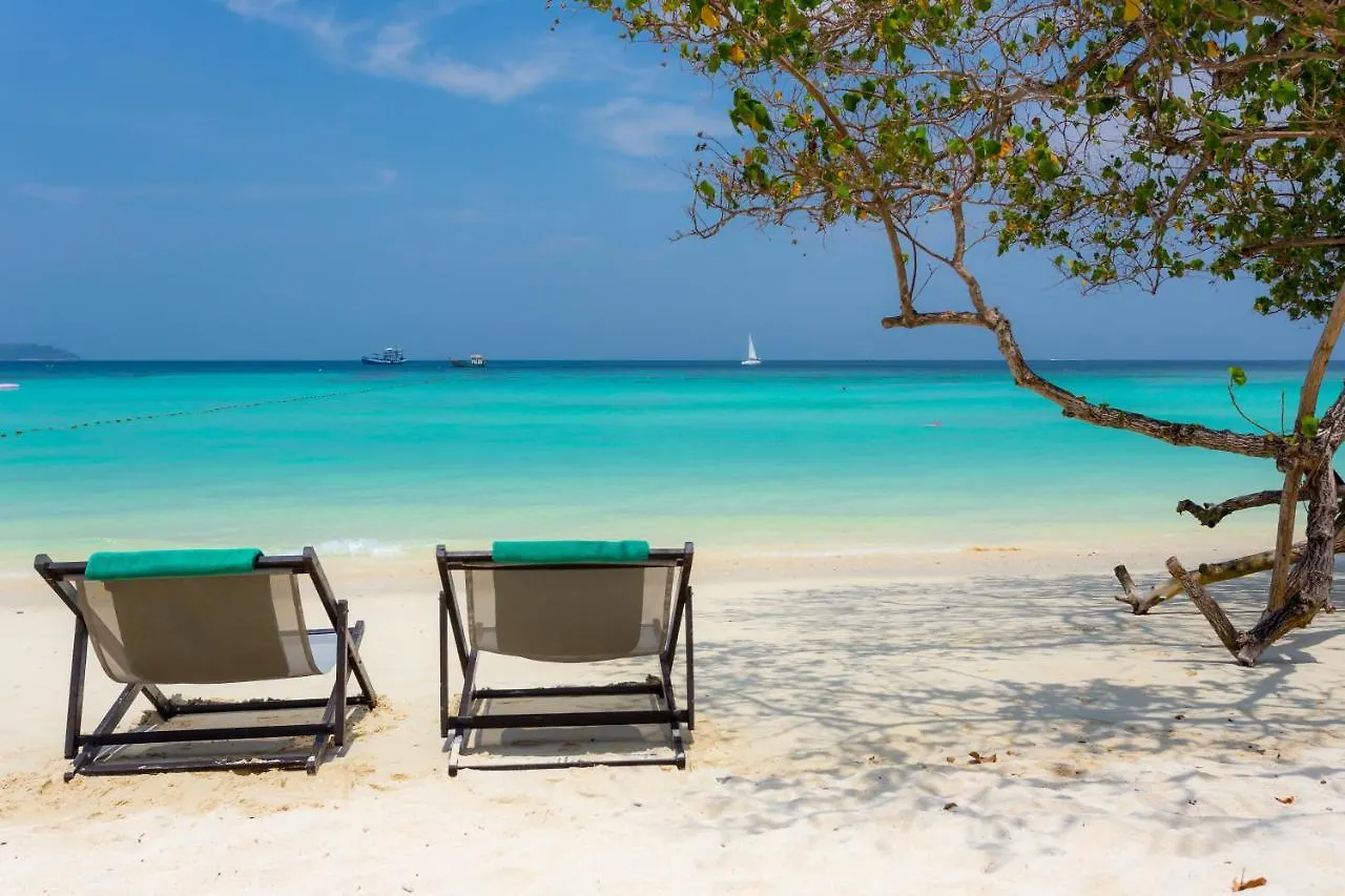 Phi Phi Holiday Resort, Leam Tong Beach Phi Phi Don
