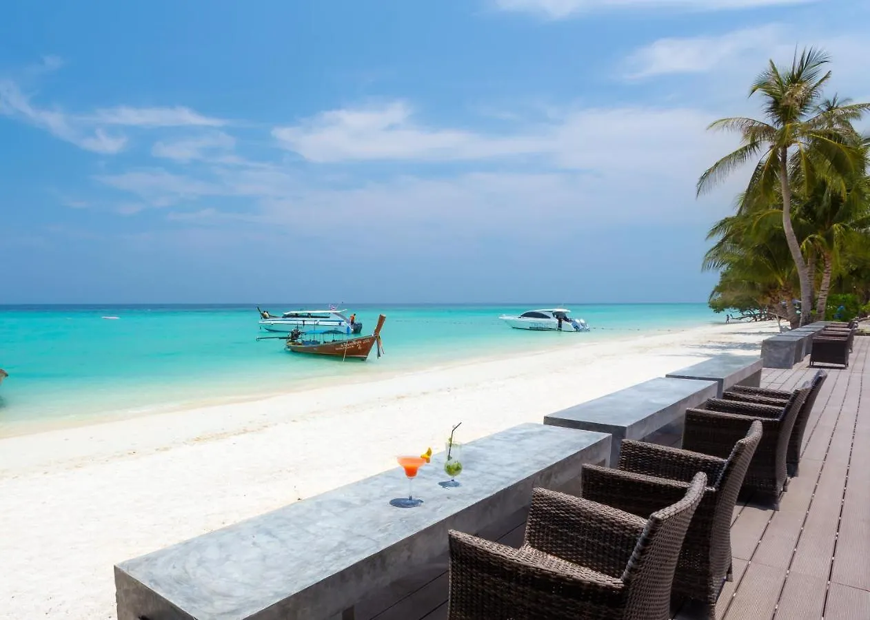 Phi Phi Holiday Resort, Leam Tong Beach Thailand