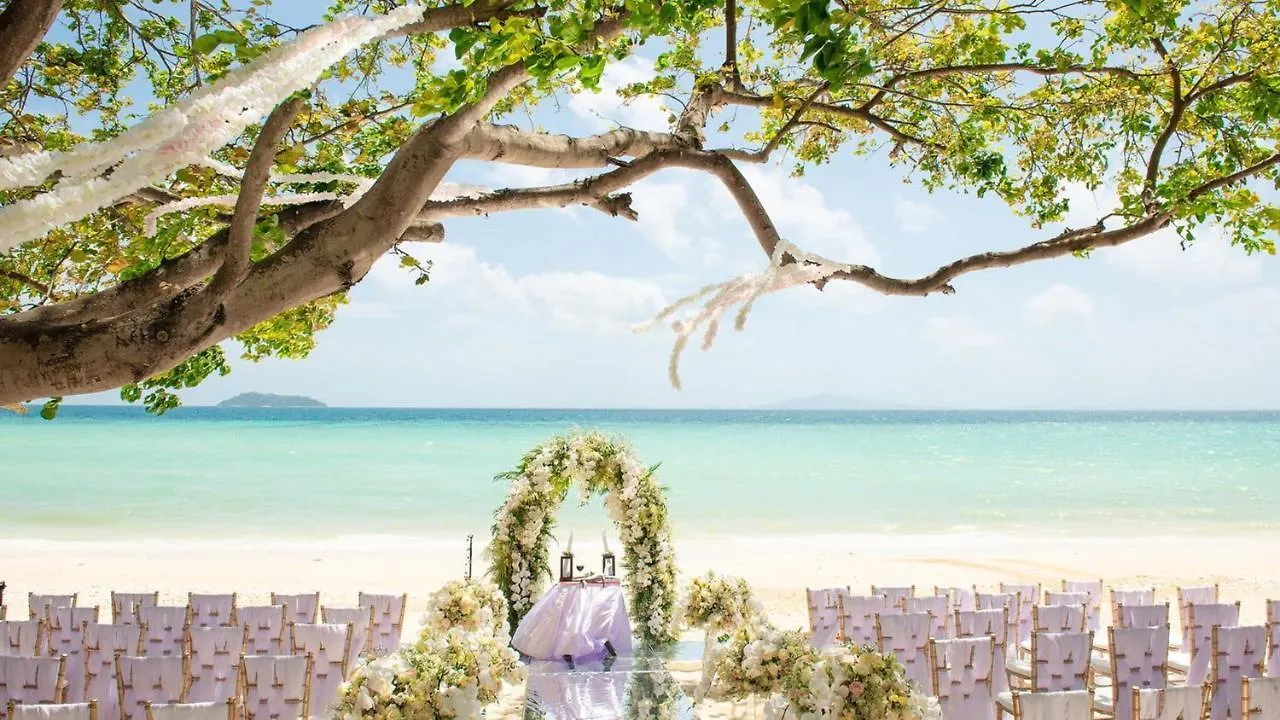 Phi Phi Holiday Resort, Leam Tong Beach Resort