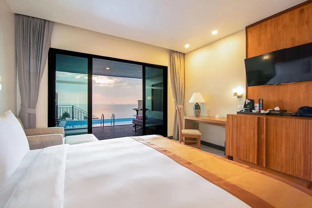 Phi Phi Holiday Resort, Leam Tong Beach Resort