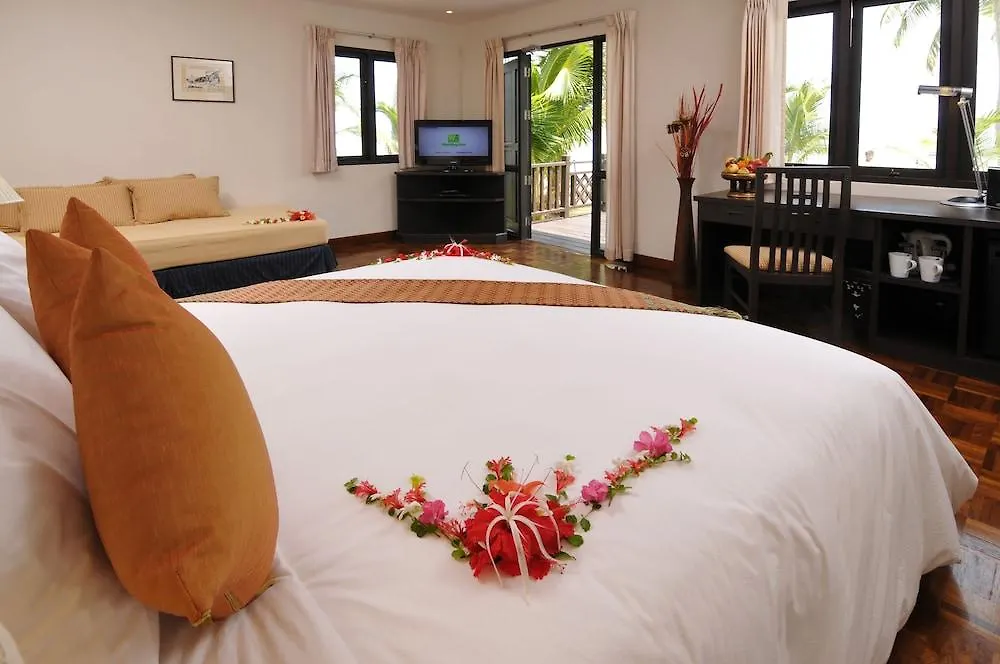 Phi Phi Holiday Resort, Leam Tong Beach