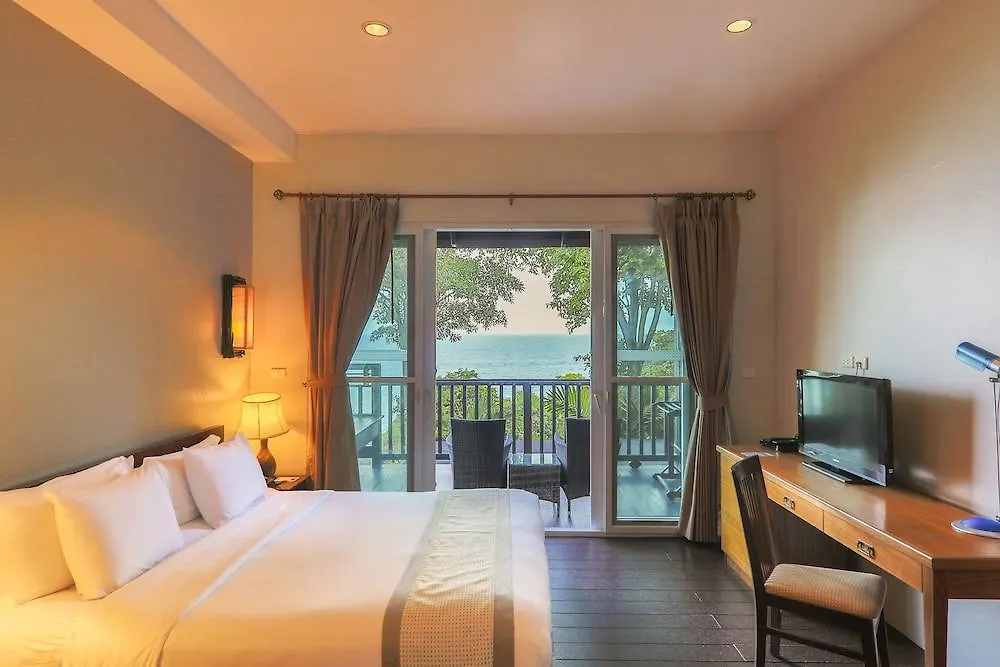 Phi Phi Holiday Resort, Leam Tong Beach 4*, Phi Phi Don
