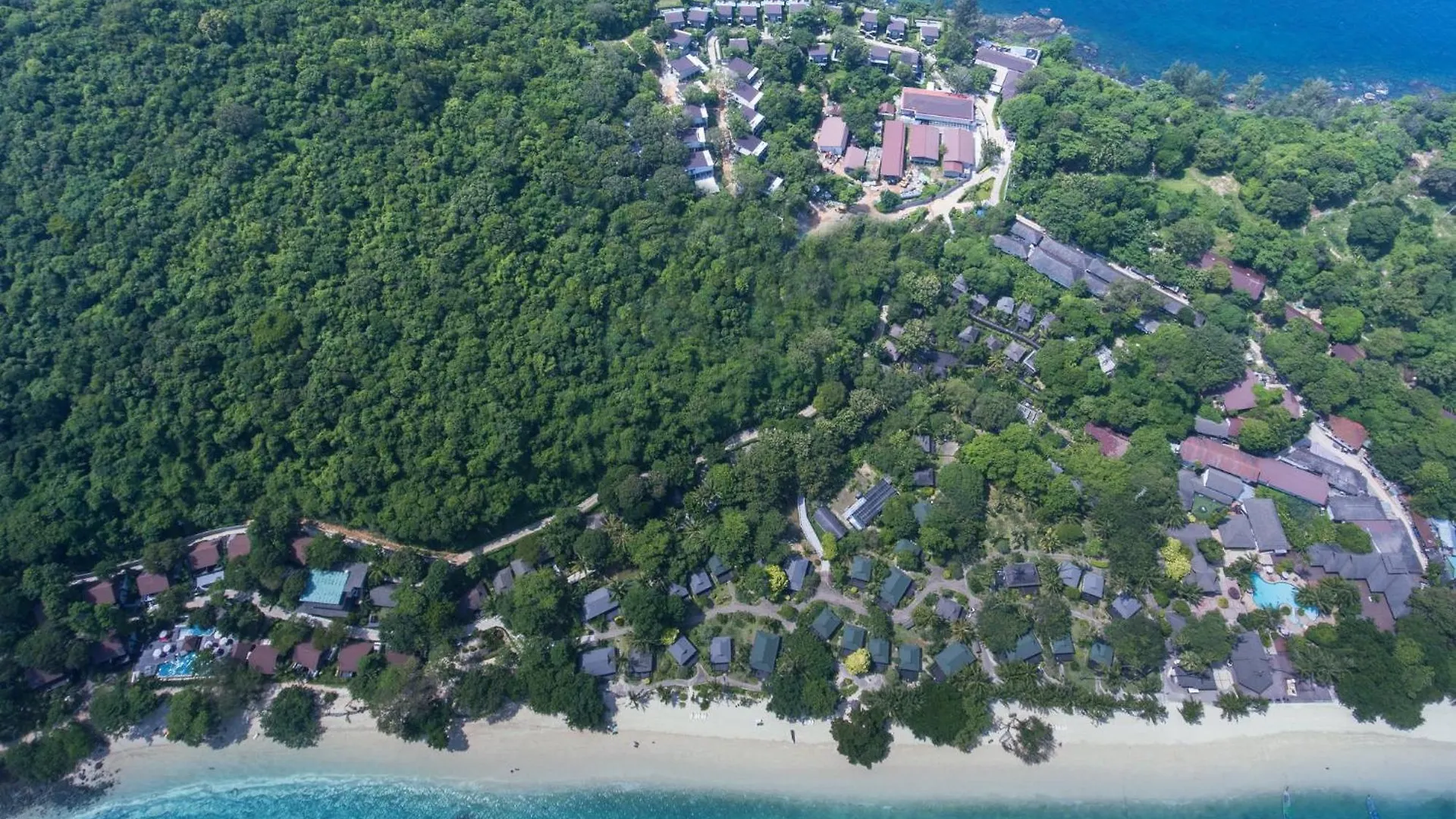 Phi Phi Holiday Resort, Leam Tong Beach