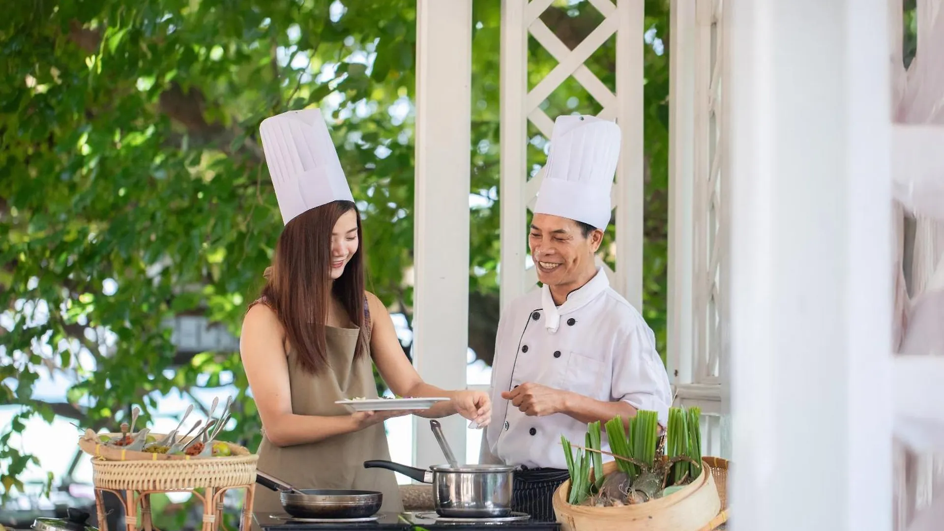 Phi Phi Holiday Resort, Leam Tong Beach Thajsko