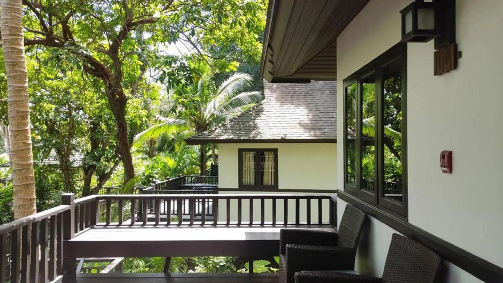 Phi Phi Holiday Resort, Leam Tong Beach Phi Phi Don